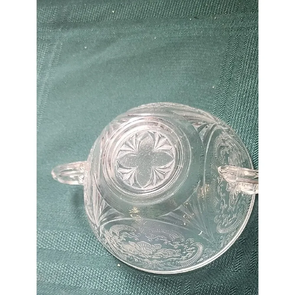 Hazel-Atlas Royal Lace Cream Soup Bowl